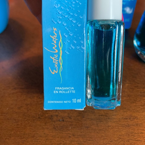 Avon Exotic Waters for Women - Picture 3 of 4